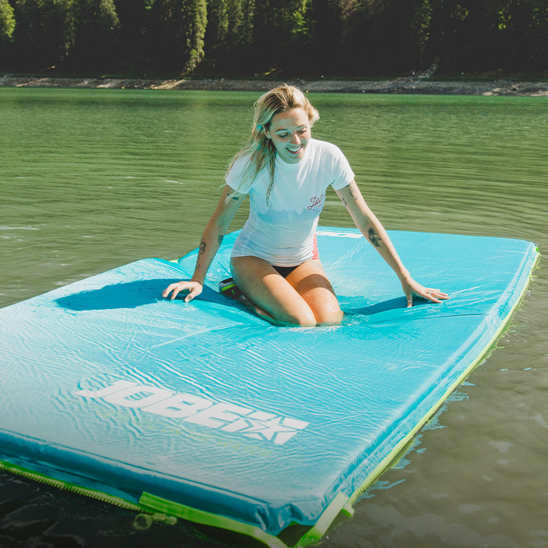 Floating mat