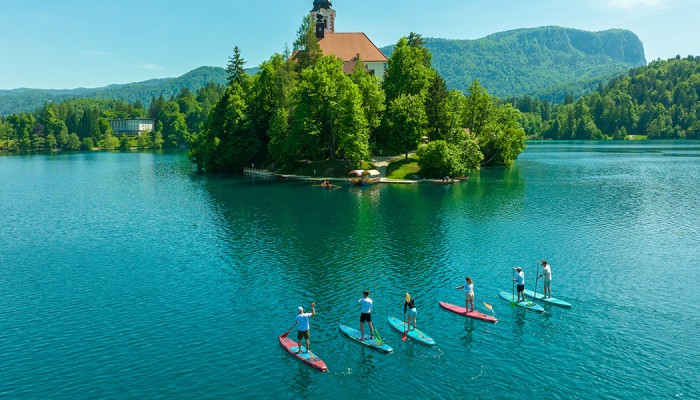 Ultimate Stand Up Paddling (SUP) Guide (2023)